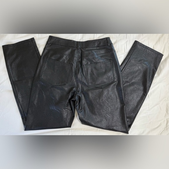 PAIGE Faux Vegan Leather Pants Size 26 High Rise Ankle Straight Black - Picture 6 of 7